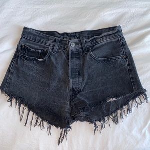 *VINTAGE* Levi’s 501 Jean Shorts